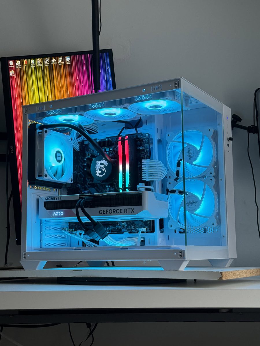 Build cube blanc bleu