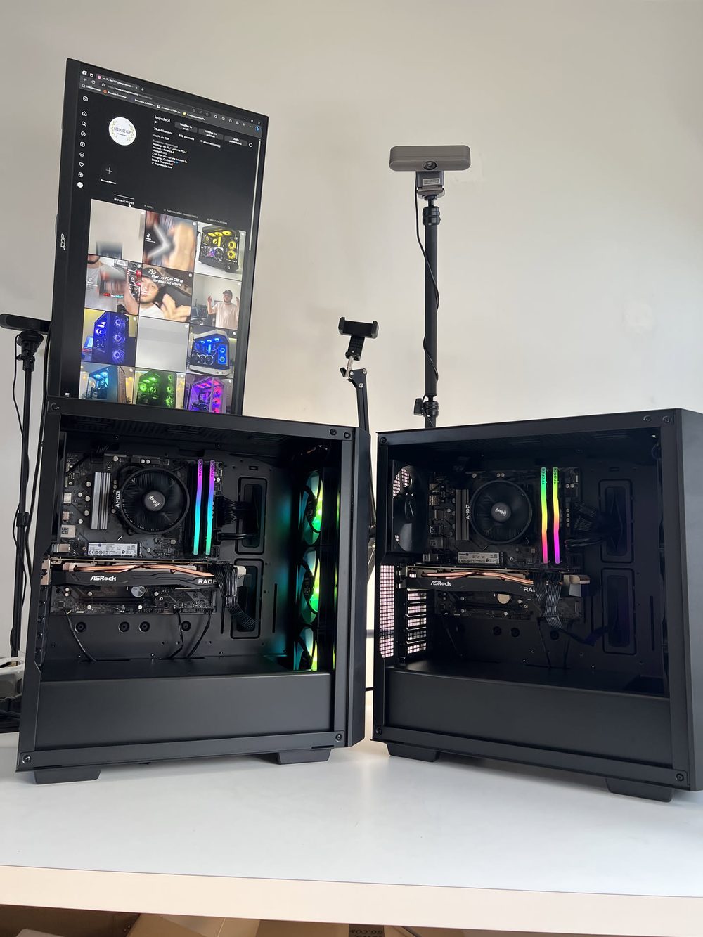 Double build noir avec écran vertical